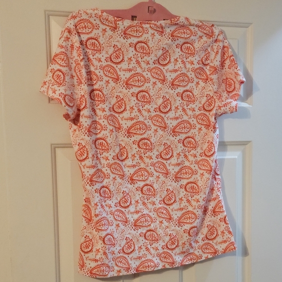 NorthCrest Red and Orange Paisley Tee - Picture 2 of 4